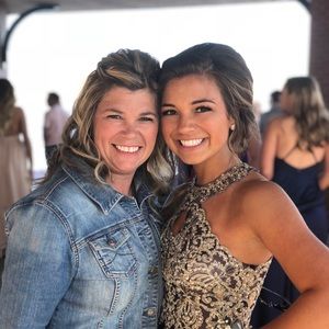 Meet your Posher, Sierra